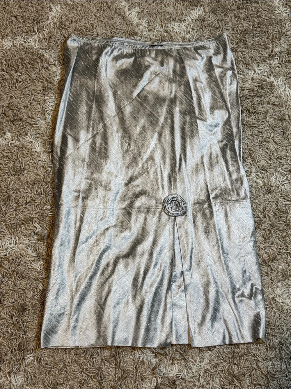 NWT Lee Andersen Vamp Skirt in Platinum with Decorative Rosette size XL